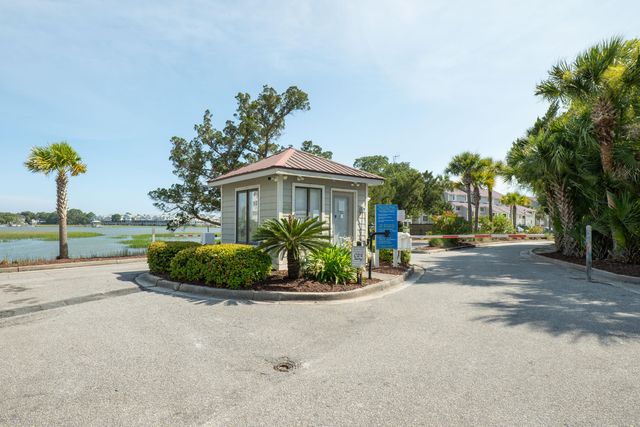 152 W Mariners Cay Drive 152, Folly Beach, SC 29439