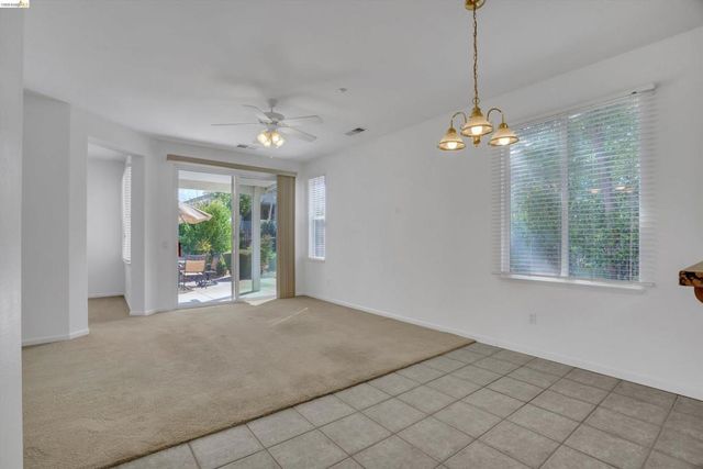 1852 Island Park Pl, Brentwood, CA 94513