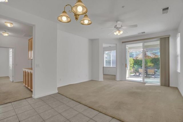 1852 Island Park Pl, Brentwood, CA 94513