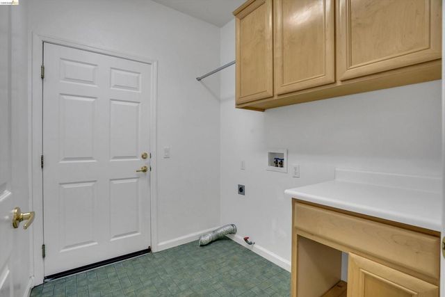 1852 Island Park Pl, Brentwood, CA 94513