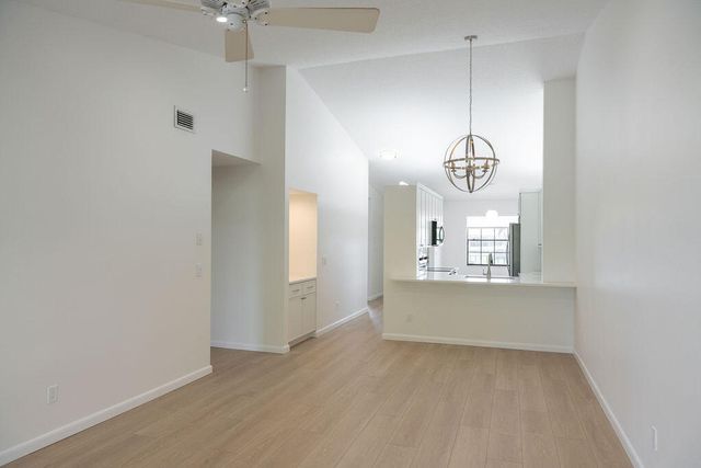 602 Pine Crest Circle B, Jupiter, FL 33458