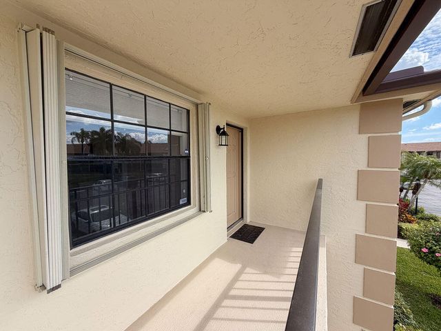 602 Pine Crest Circle B, Jupiter, FL 33458