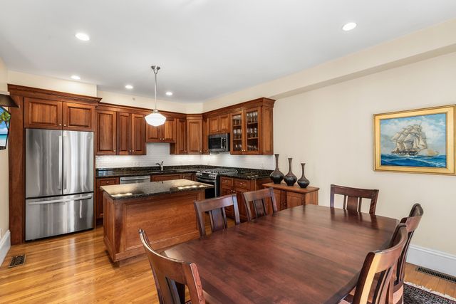 81 Forest St 81, Medford, MA 02155