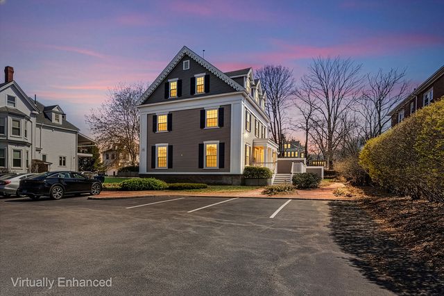 81 Forest St 81, Medford, MA 02155