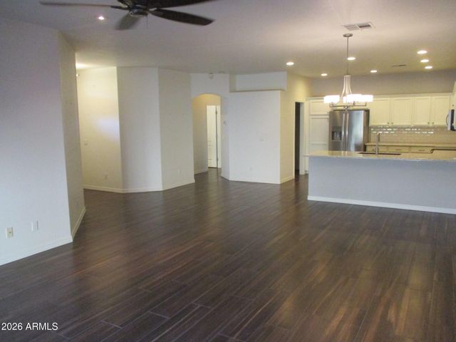 719 N TANGERINE Drive, Chandler, AZ 85226