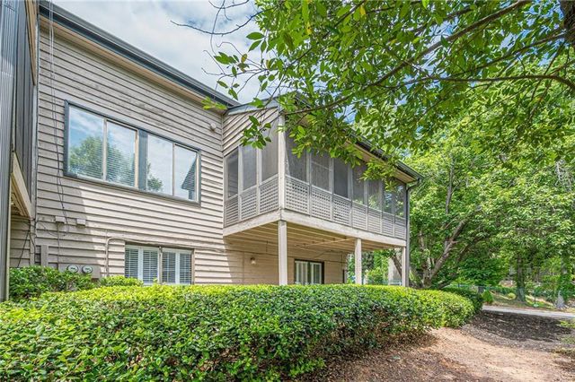 526 Gardenia Lane, Marietta, GA 30068
