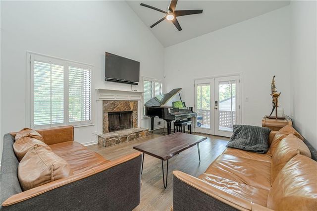 526 Gardenia Lane, Marietta, GA 30068