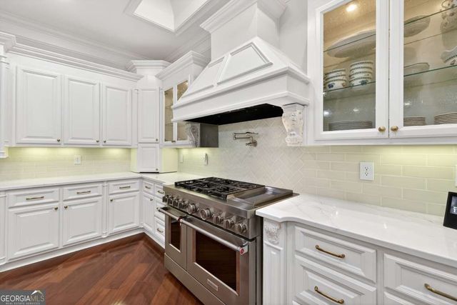 6010 Robbs Drive, Cumming, GA 30041