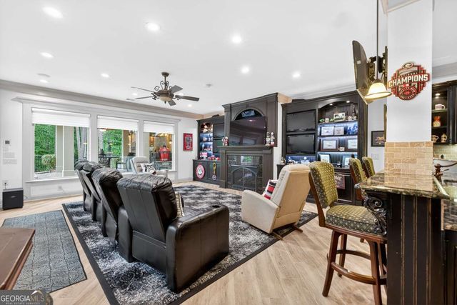 6010 Robbs Drive, Cumming, GA 30041
