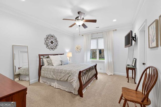6010 Robbs Drive, Cumming, GA 30041