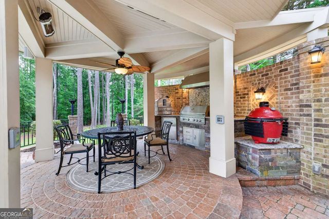 6010 Robbs Drive, Cumming, GA 30041