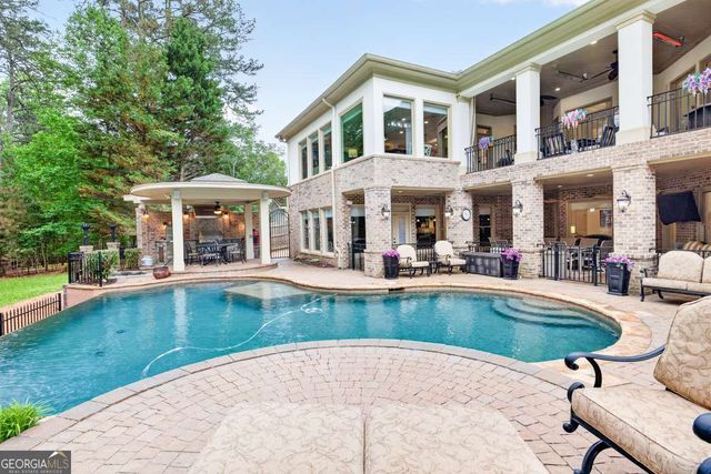 6010 Robbs Drive, Cumming, GA 30041