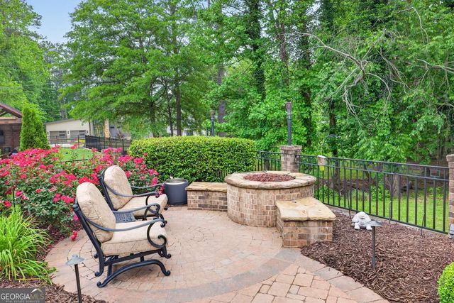 6010 Robbs Drive, Cumming, GA 30041