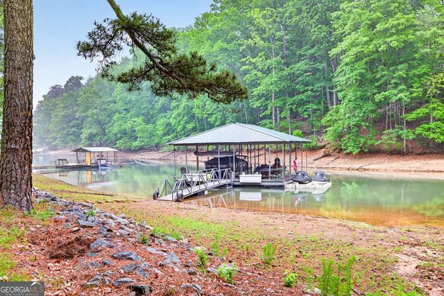 6010 Robbs Drive, Cumming, GA 30041