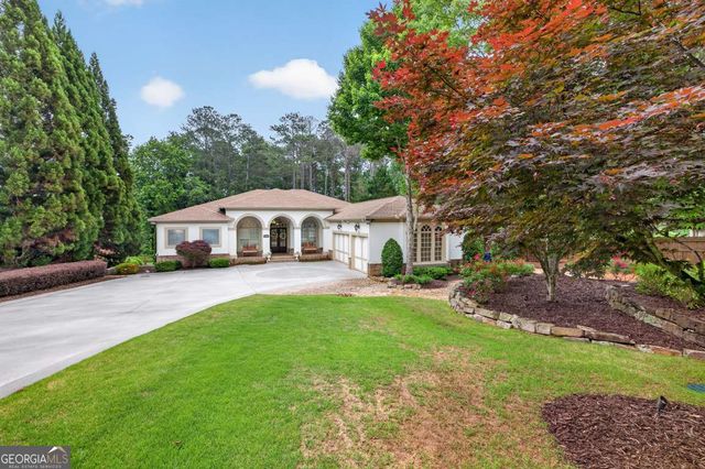 6010 Robbs Drive, Cumming, GA 30041
