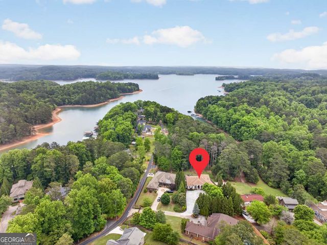 6010 Robbs Drive, Cumming, GA 30041