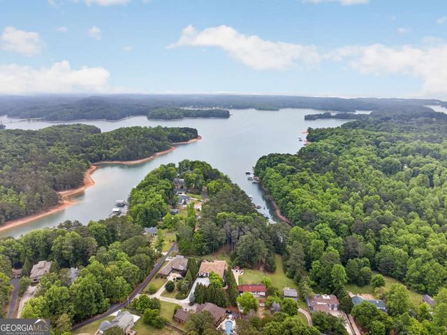 6010 Robbs Drive, Cumming, GA 30041