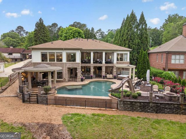 6010 Robbs Drive, Cumming, GA 30041