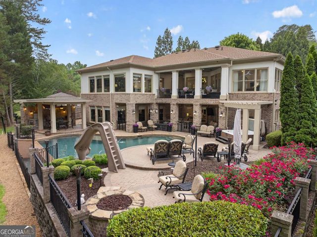 6010 Robbs Drive, Cumming, GA 30041