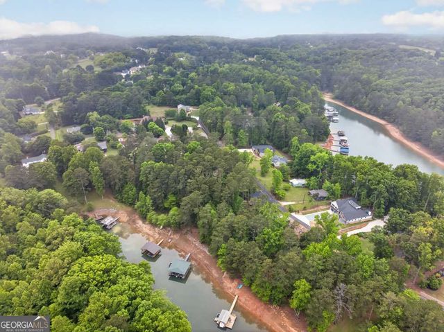 6010 Robbs Drive, Cumming, GA 30041