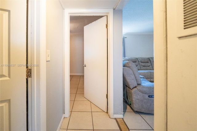 1119 NW 10th Pl, Fort Lauderdale, FL 33311