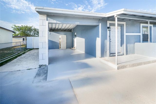 1119 NW 10th Pl, Fort Lauderdale, FL 33311