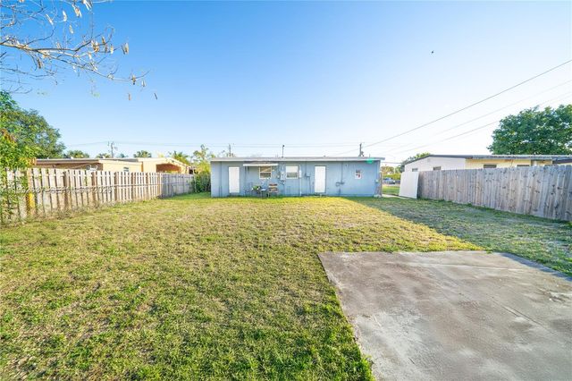 1119 NW 10th Pl, Fort Lauderdale, FL 33311