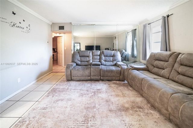 1119 NW 10th Pl, Fort Lauderdale, FL 33311