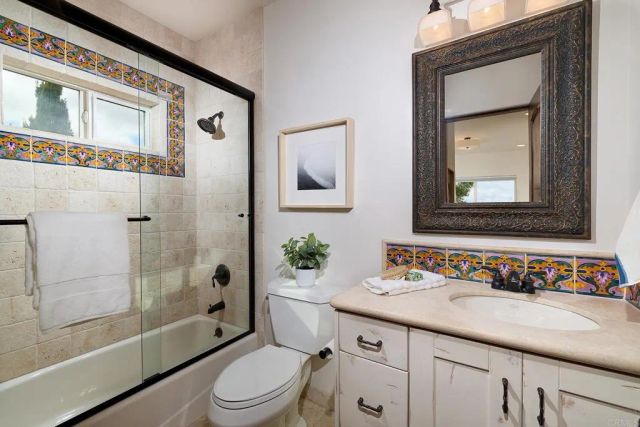 6811 VIANDA COURT, Carlsbad, CA 92009