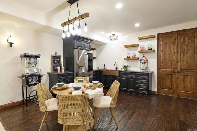 6811 VIANDA COURT, Carlsbad, CA 92009