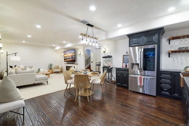 6811 VIANDA COURT, Carlsbad, CA 92009