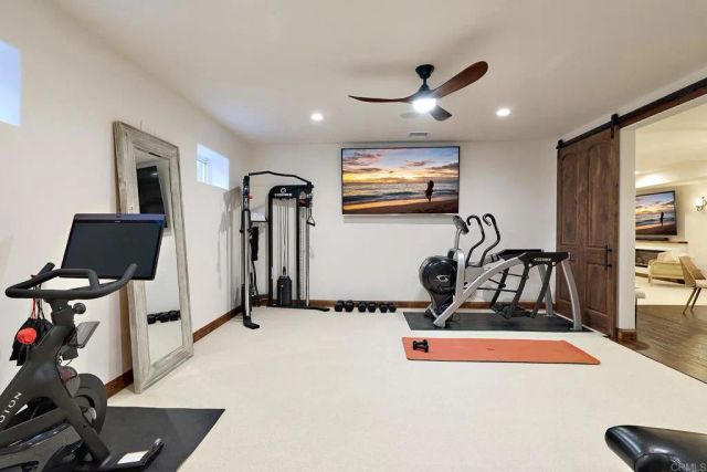 6811 VIANDA COURT, Carlsbad, CA 92009