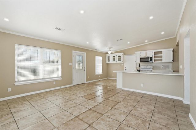 9420 Kerrville Street, Dallas, TX 75227