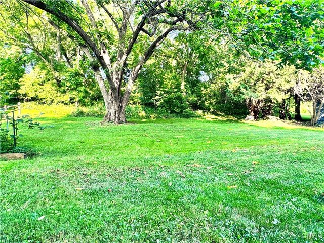 1765 West Road, Oneida, NY 13421