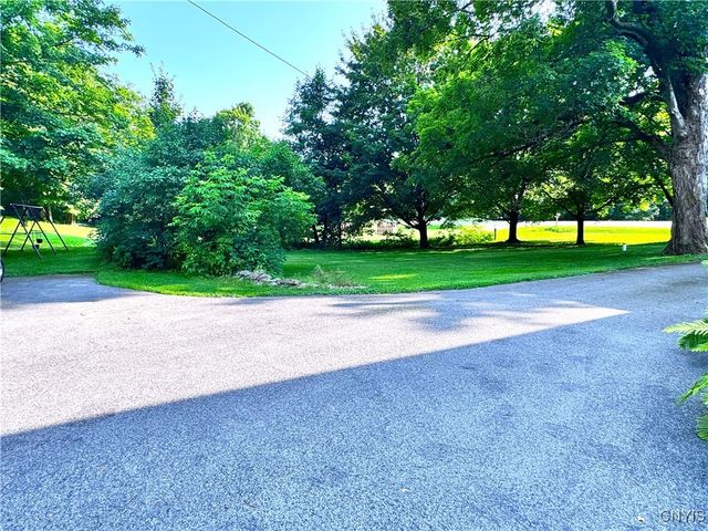 1765 West Road, Oneida, NY 13421