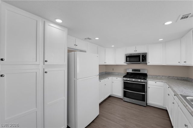 785 Grape Vine Avenue, Henderson, NV 89002