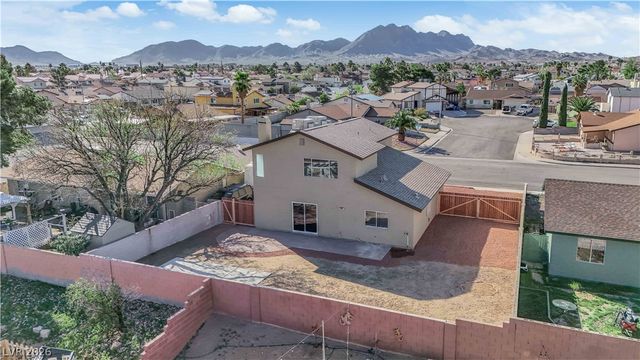785 Grape Vine Avenue, Henderson, NV 89002