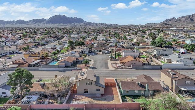 785 Grape Vine Avenue, Henderson, NV 89002
