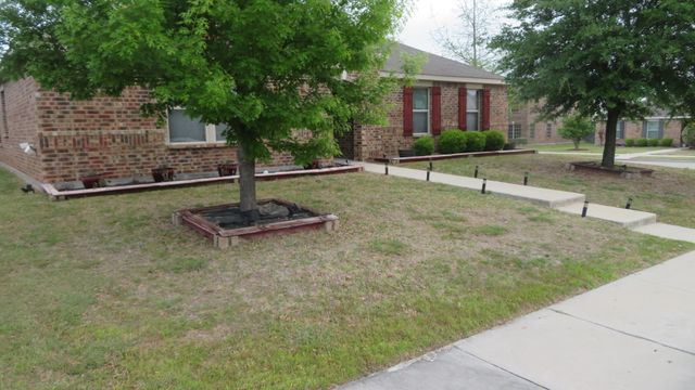 753 Snowy Orchid Lane, Desoto, TX 75115