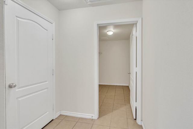 753 Snowy Orchid Lane, Desoto, TX 75115