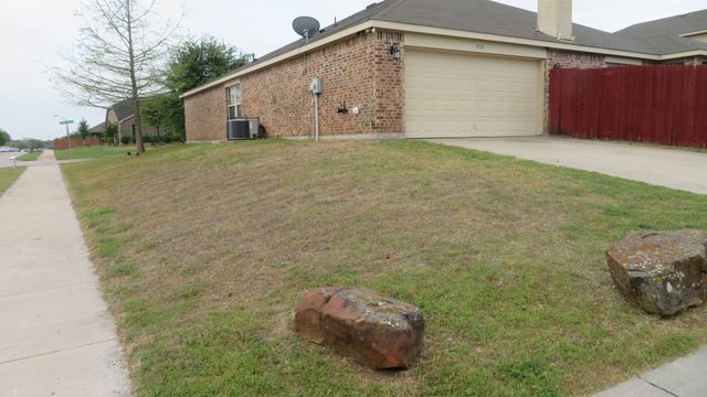 753 Snowy Orchid Lane, Desoto, TX 75115