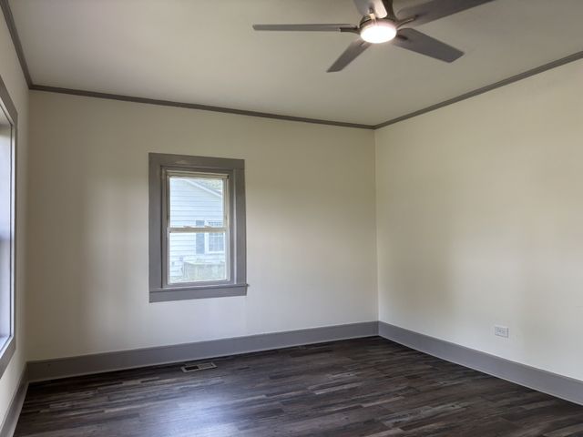 206 Wakefield Ave, Cornersville, TN 37047
