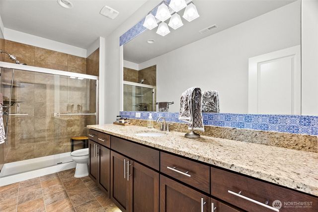 3335 Arrowroot Street SE, Lacey, WA 98513