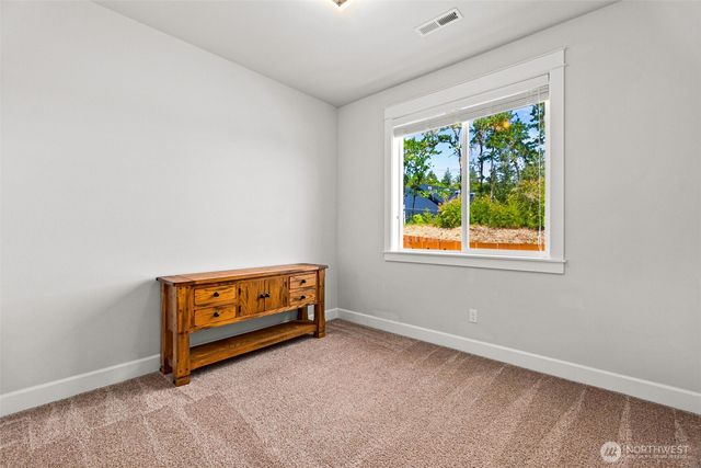 3335 Arrowroot Street SE, Lacey, WA 98513