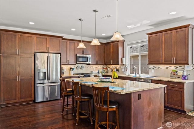3335 Arrowroot Street SE, Lacey, WA 98513