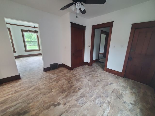 712 3rd st A, Moline, IL 61265