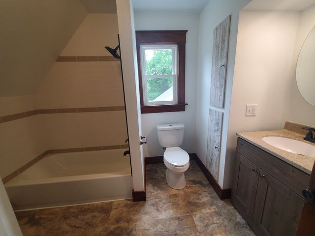 712 3rd st A, Moline, IL 61265