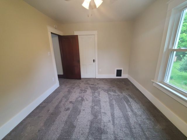 712 3rd st A, Moline, IL 61265