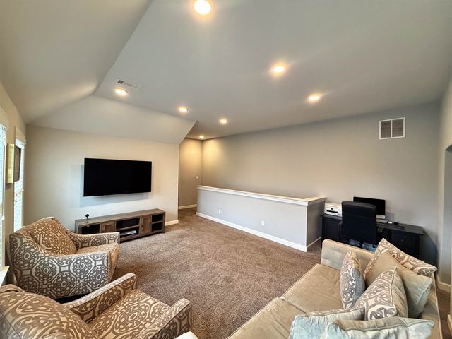 408 TENDER OAKS LN N, Collierville, TN 38017