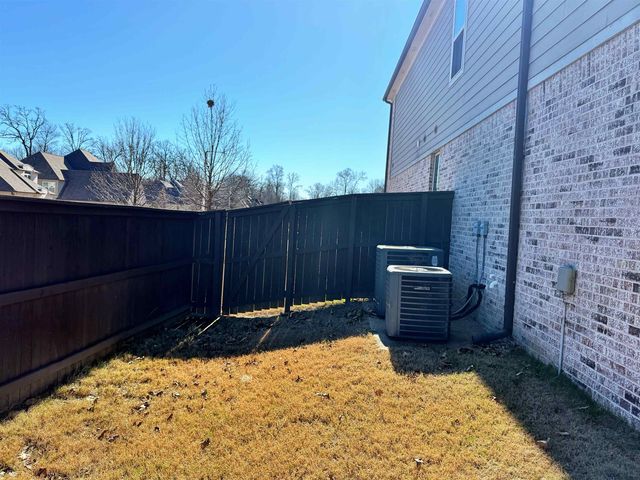 408 TENDER OAKS LN N, Collierville, TN 38017